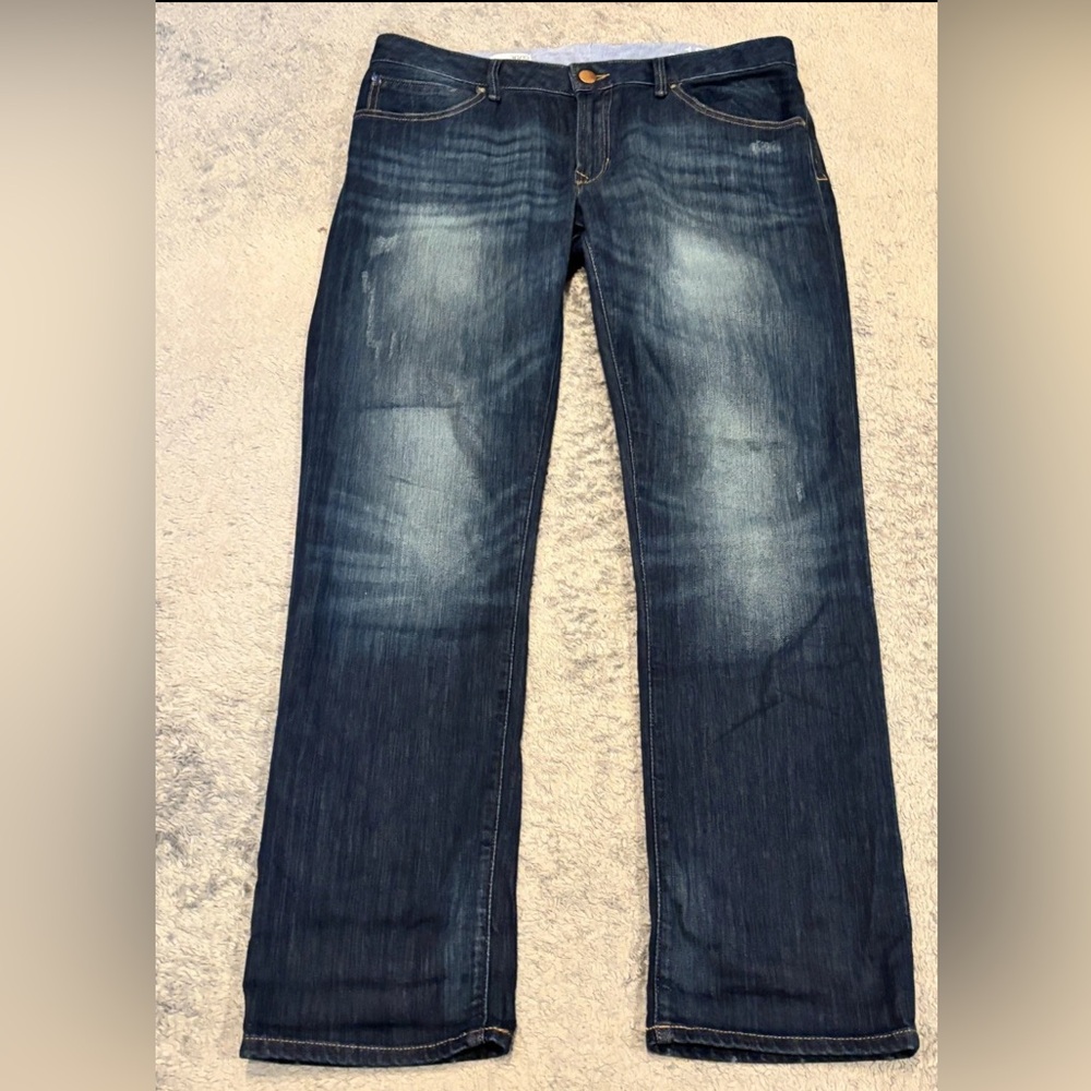 ISO( in search of) Gap Easy Straight jeans size 10
